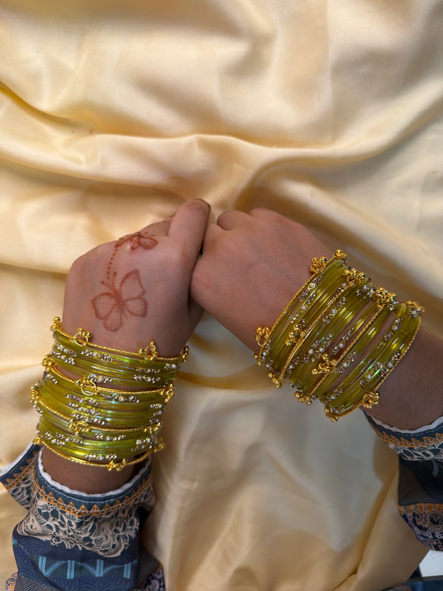 Kashmiri Jhumka Olive Green Bangles Set