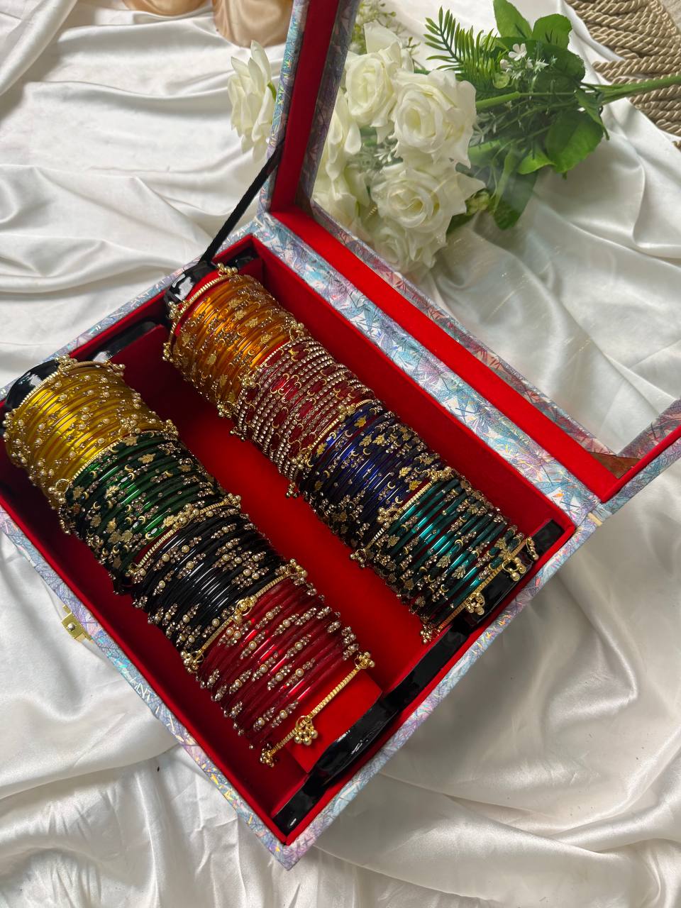 KADAM Premium Kashmiri Bangle Gift Box — 96 Bangles & 10 Ghungroo Bangles (Box included )