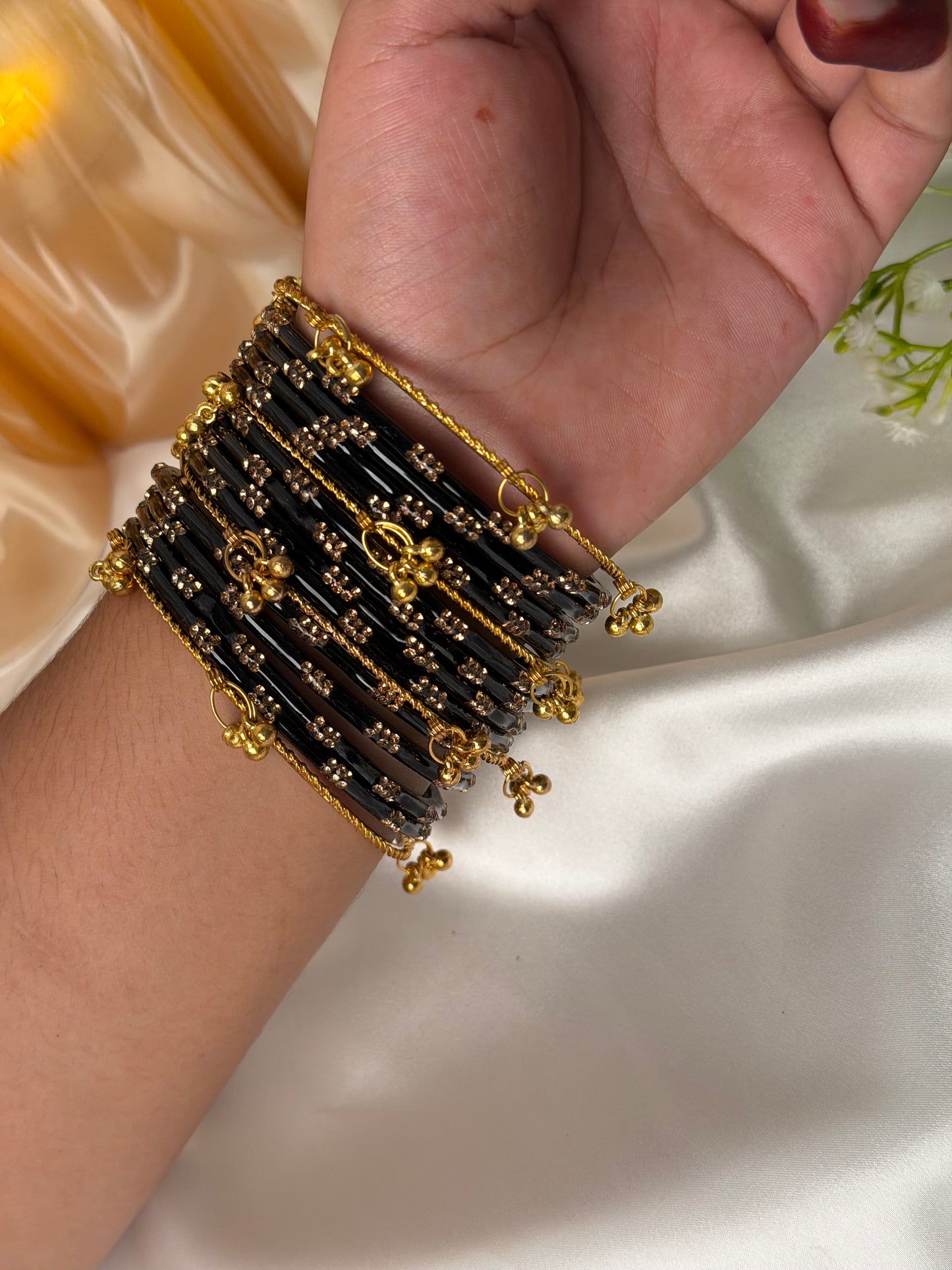 Festival Glow Black Ghungroo Bangles – 24 Pcs Bangles + 8 Pcs Ghungroo