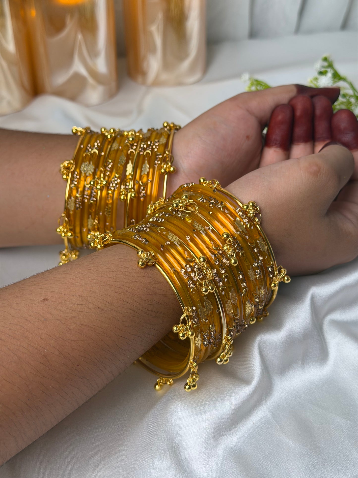 Kashmiri Golden Leaf Honey Amber Ghungroo Bangles