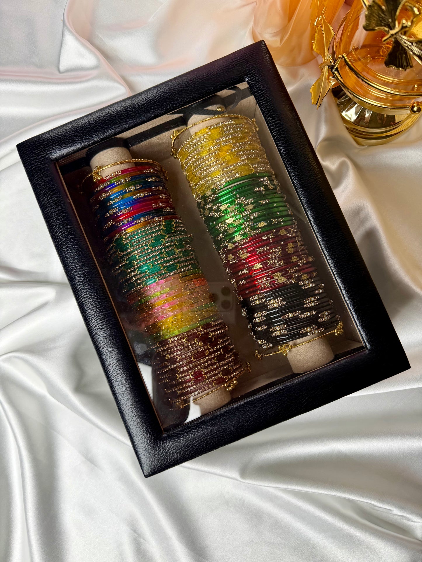 Premium Kashmiri Bangle Box – 96 Pcs Bangles + 4 Pcs Ghungroo