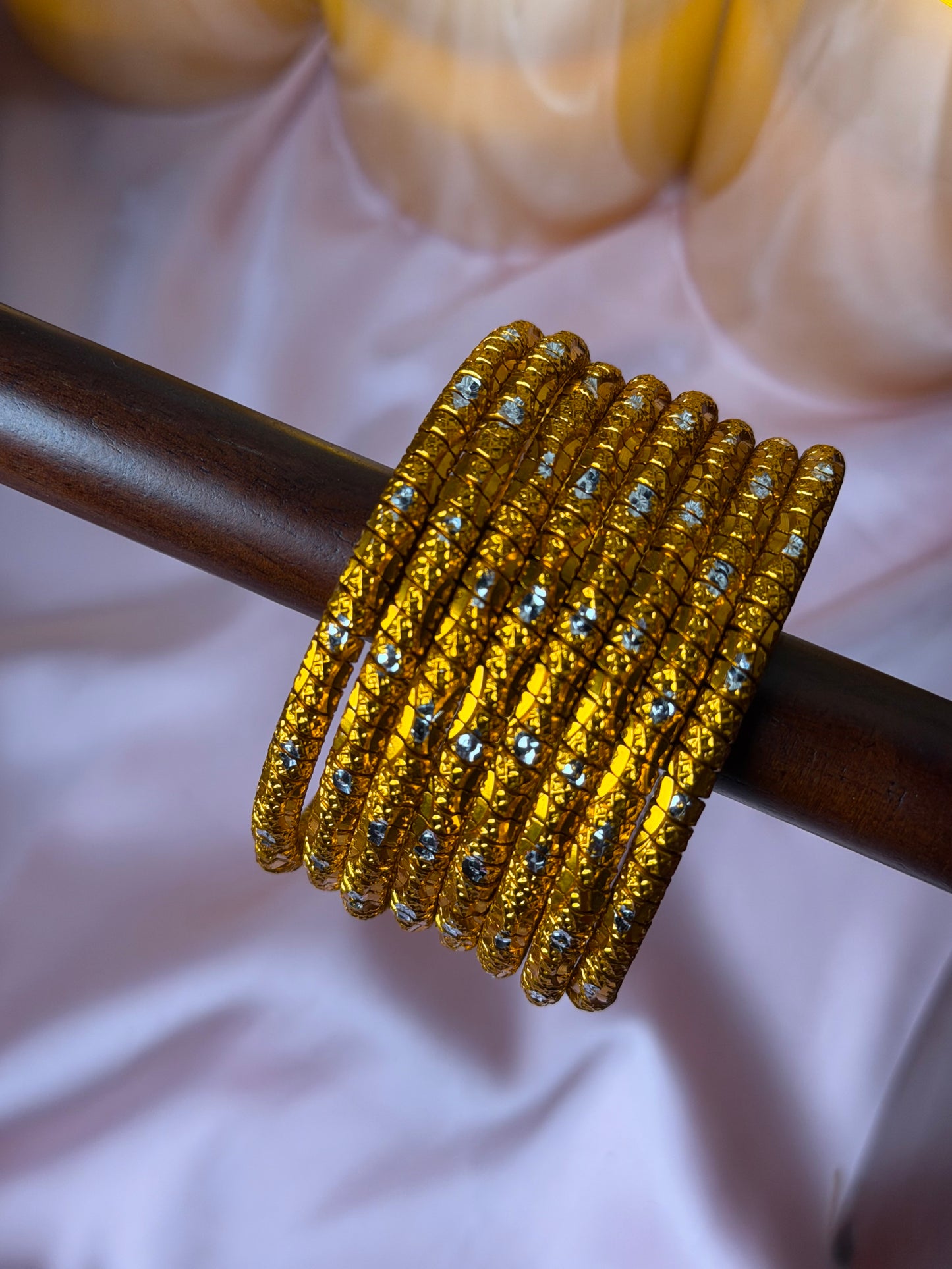 Metal Royal Gold Diamond Mesh Bangles