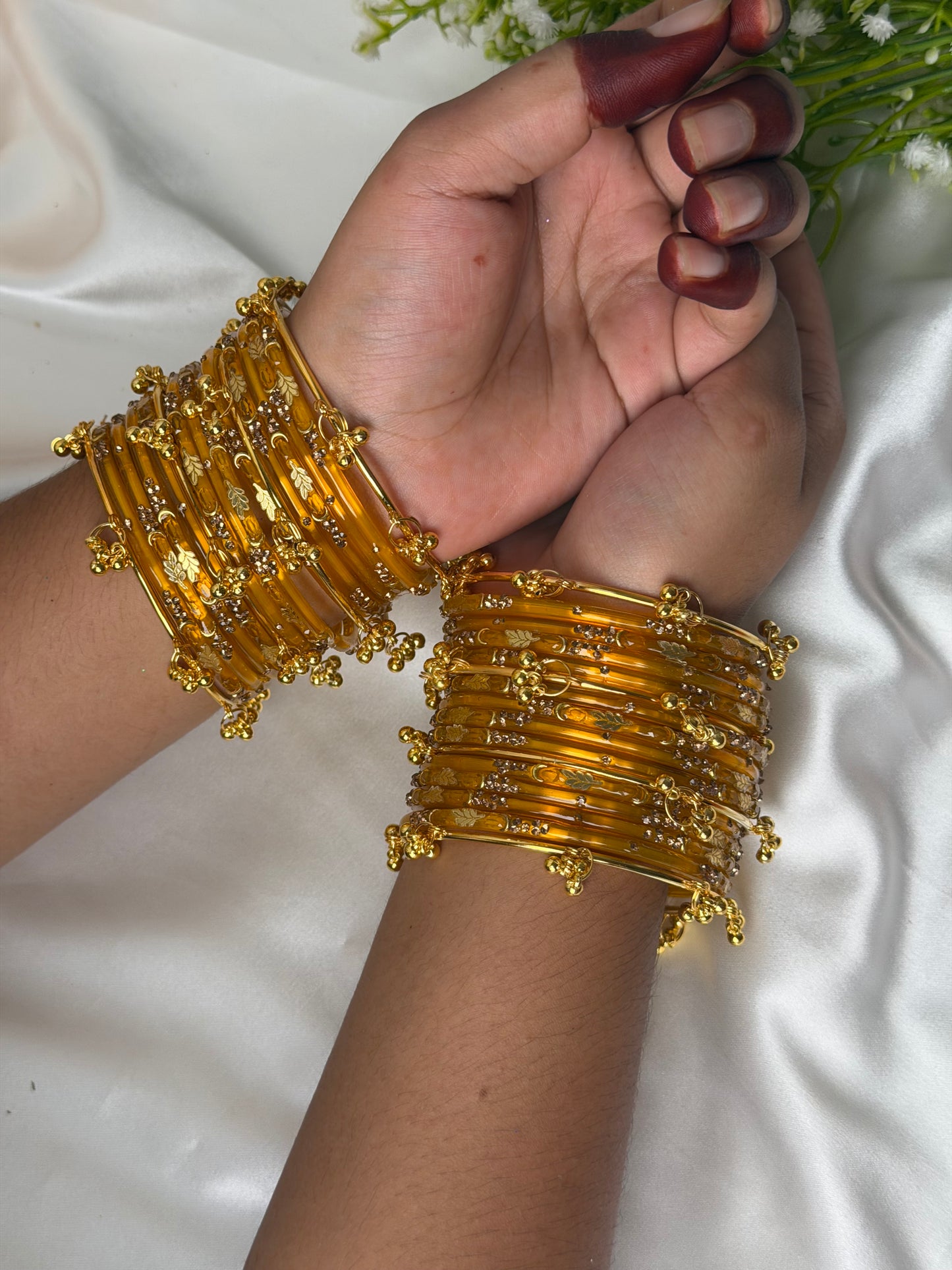 Kashmiri Golden Leaf Honey Amber Ghungroo Bangles