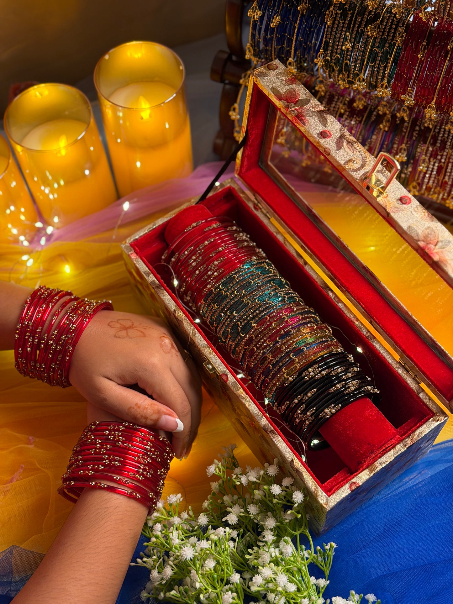 Premium 1-Row Kashmiri Bangle Gift Box – 4 Sets (48 Bangles)