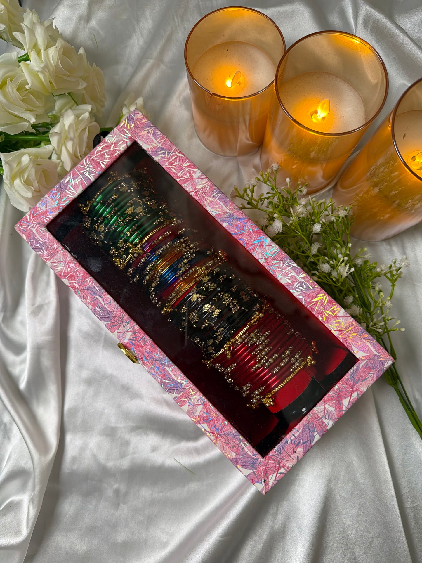 Premium 4-Set Kashmiri Bangles with 5 Ghungroo Bangles & Luxury Box (Box included )