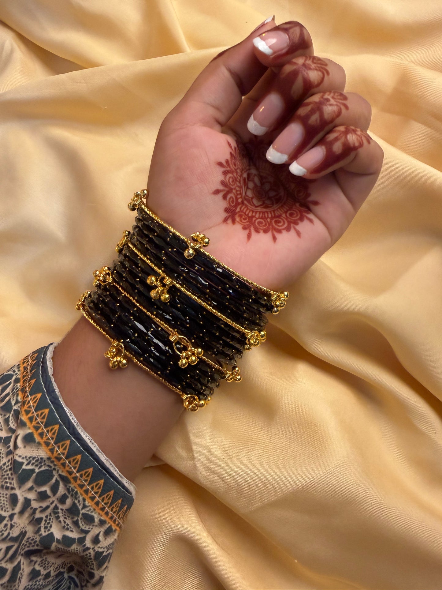 Kashmiri Raindrop black with Ghunghroo bangles set.