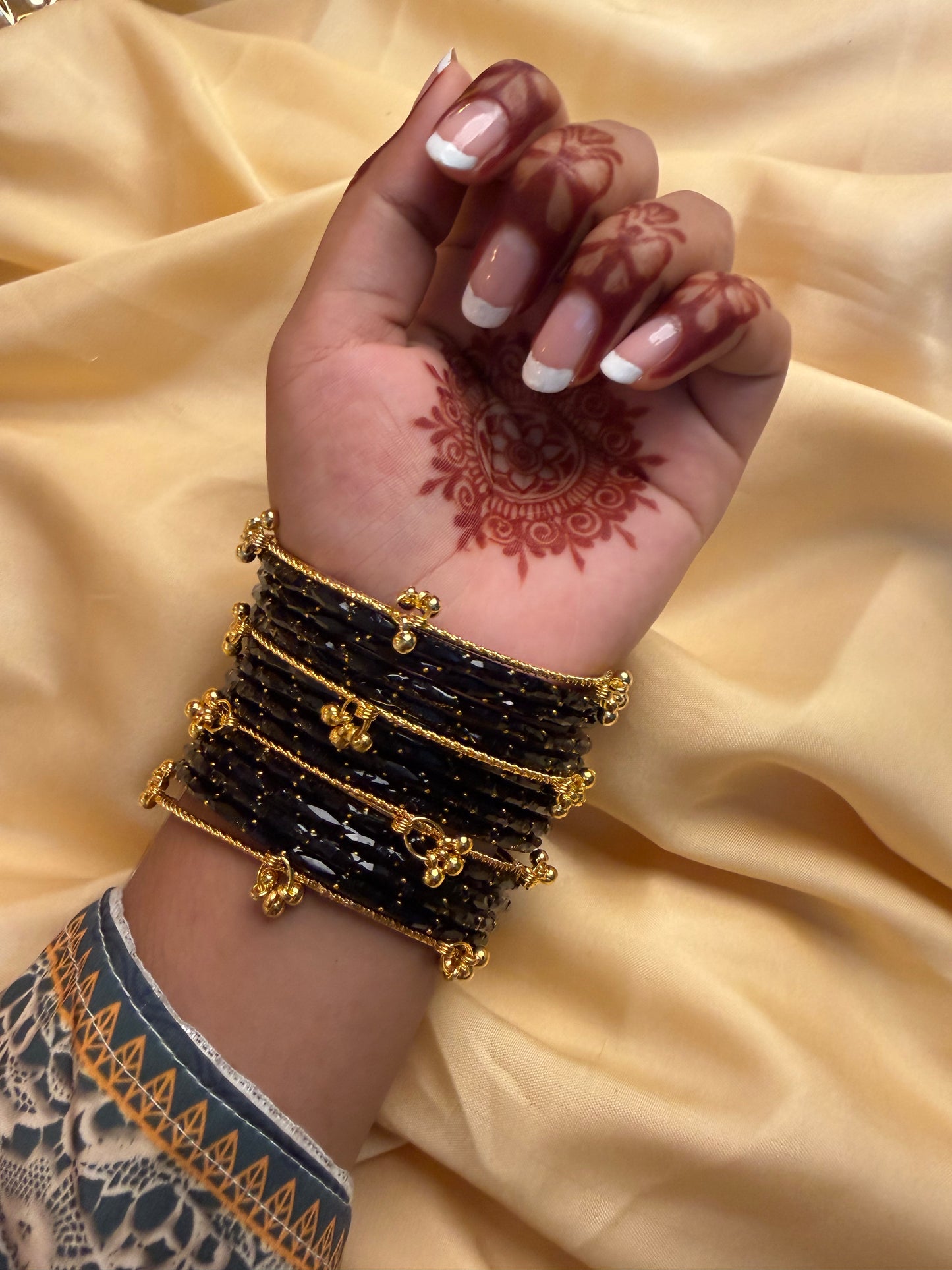 Kashmiri Raindrop black with Ghunghroo bangles set.