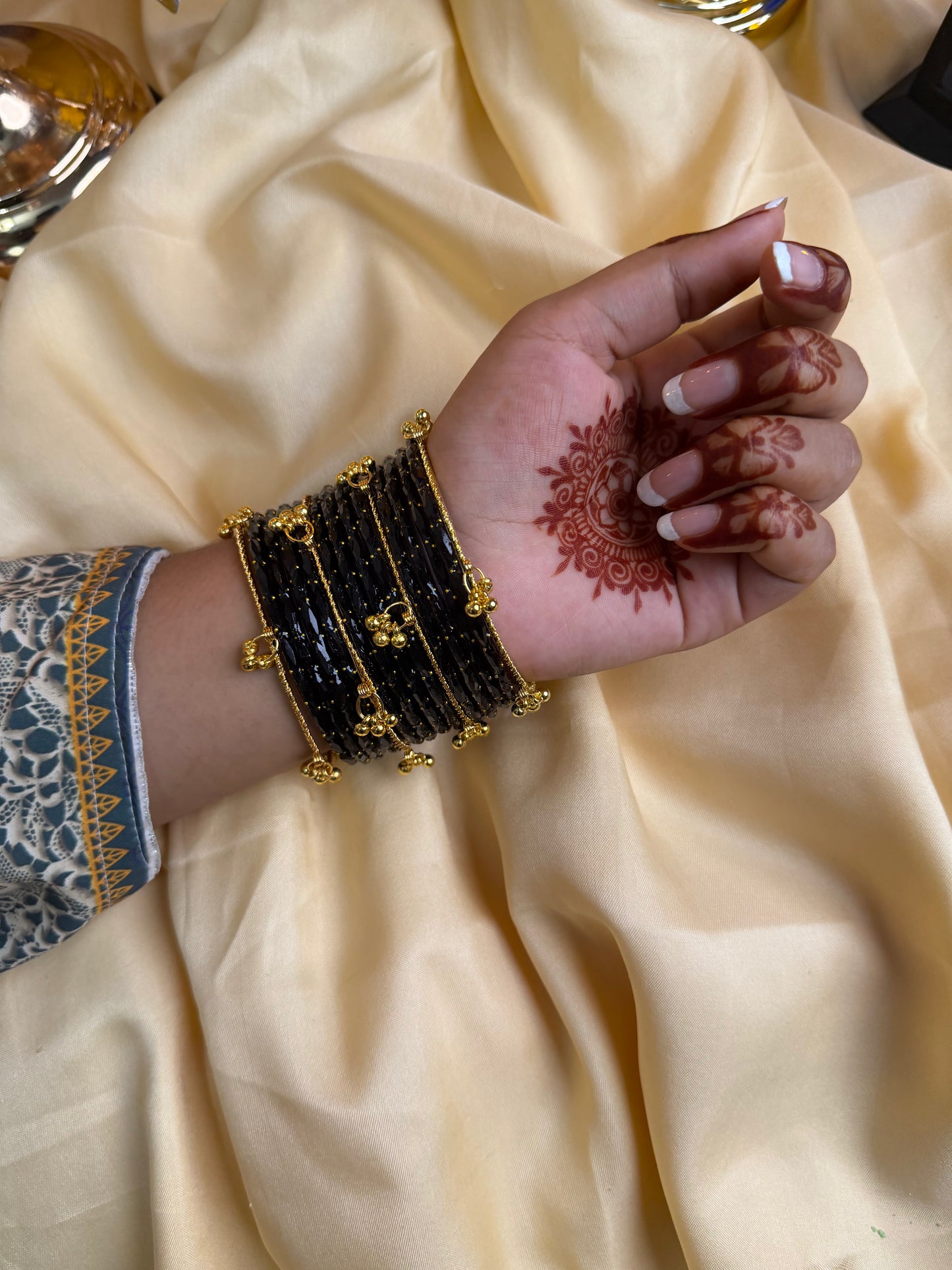 Kashmiri Raindrop black with Ghunghroo bangles set.