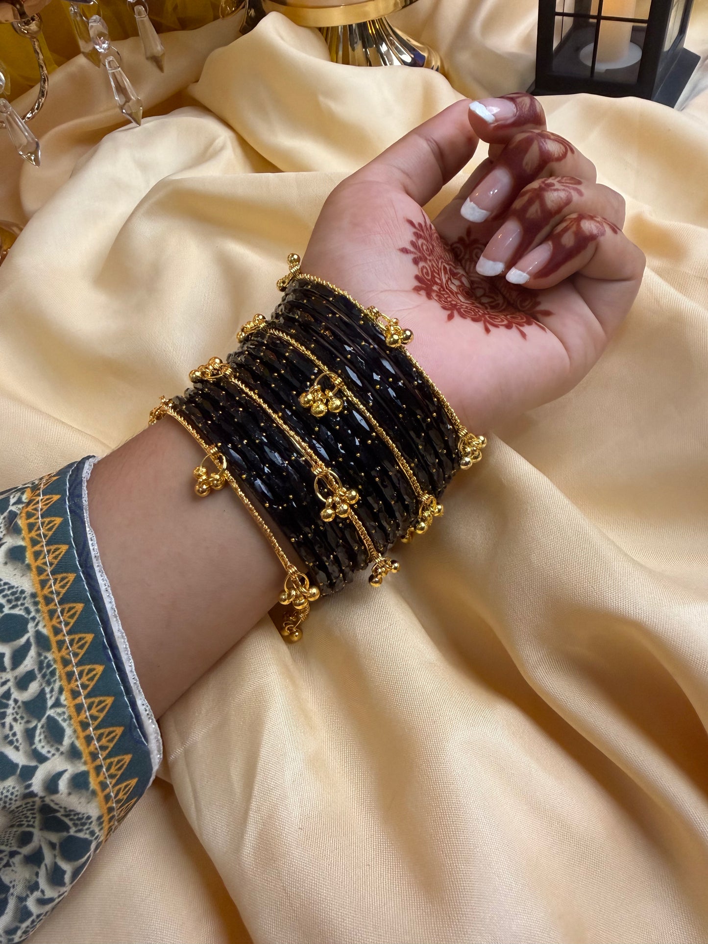 Kashmiri Raindrop black with Ghunghroo bangles set.