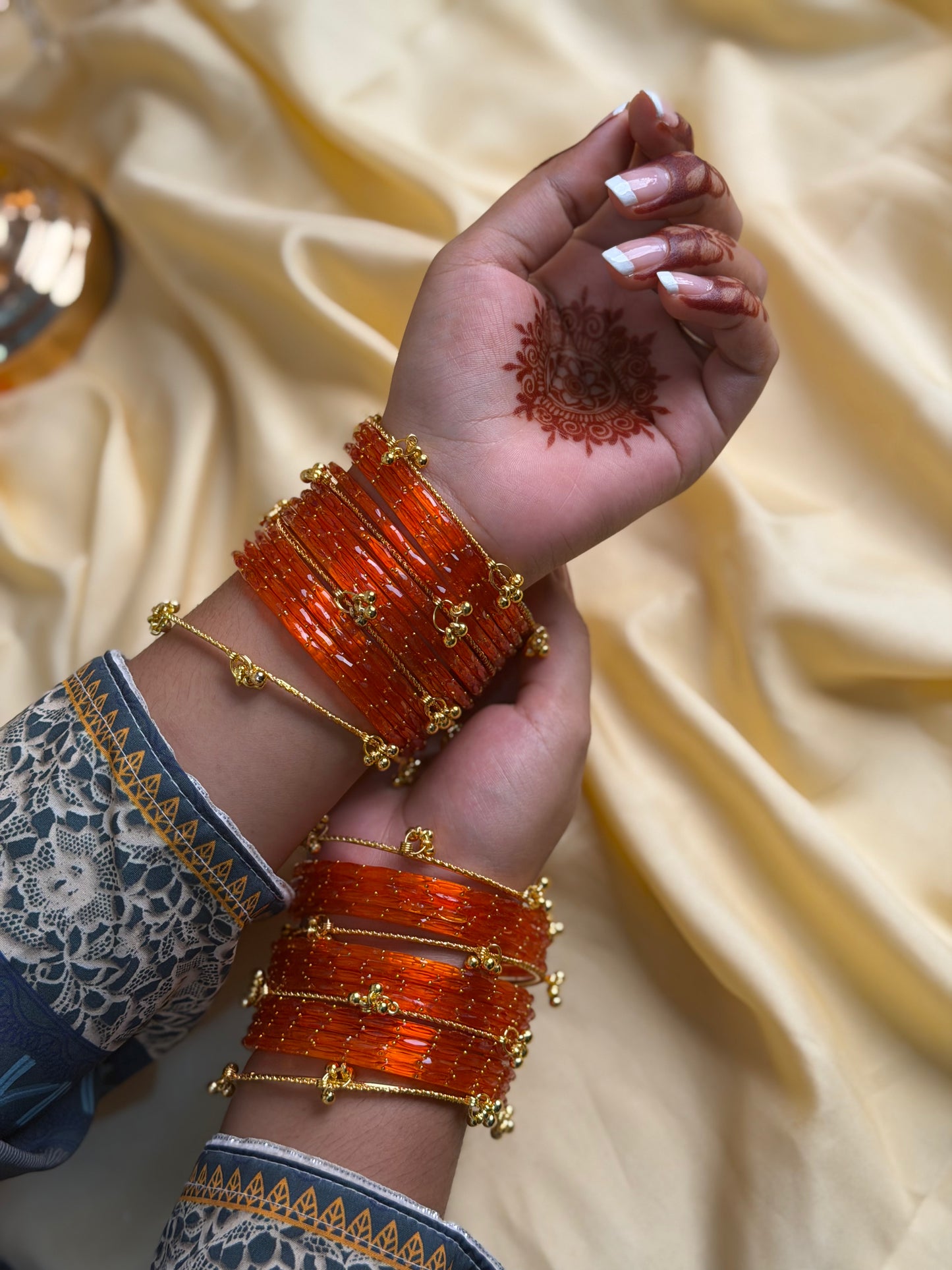Kashmiri Amber Orange Raindrop stone Ghungroo Glass Bangles