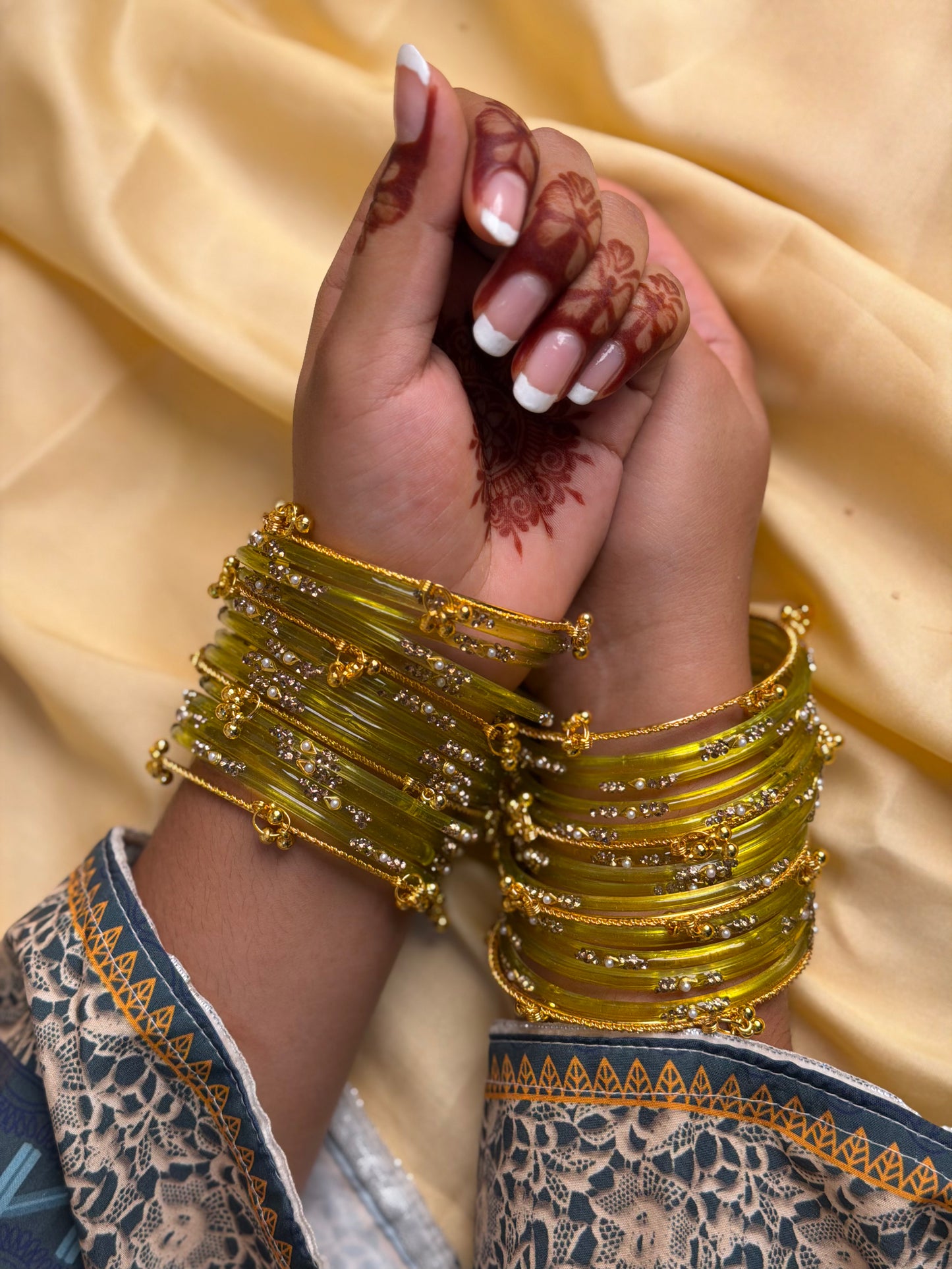 Kashmiri  Jhumka Olive Green  Bangles Set