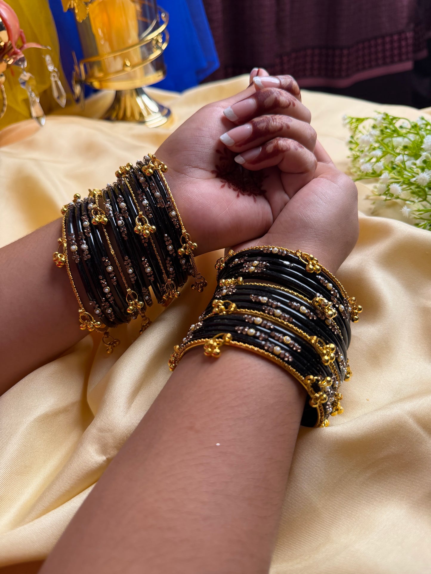 Kashmiri Jhumka Black Bangles Set