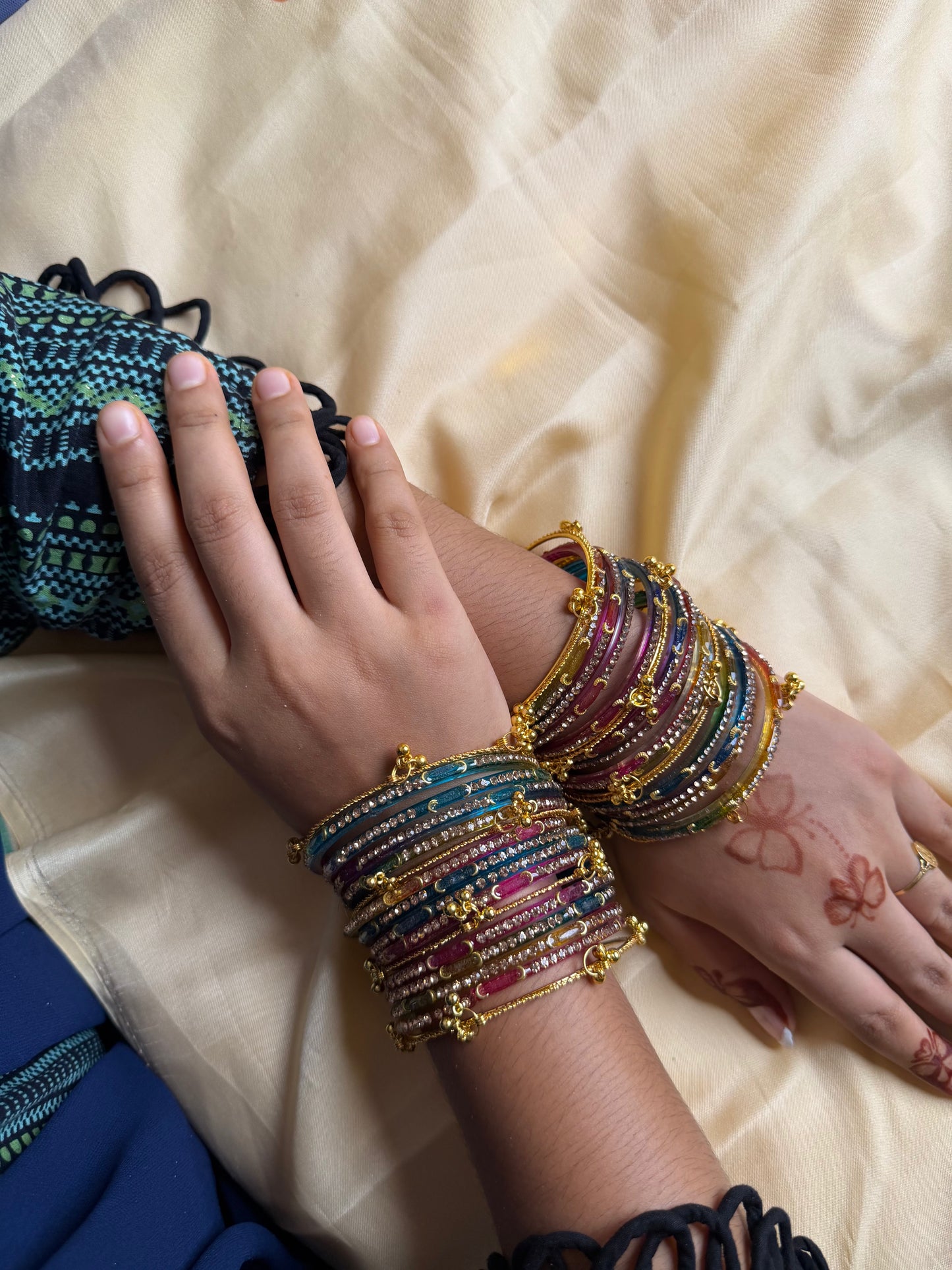 Kashmiri  Dadima Jhumka Multi Color Bangles Set