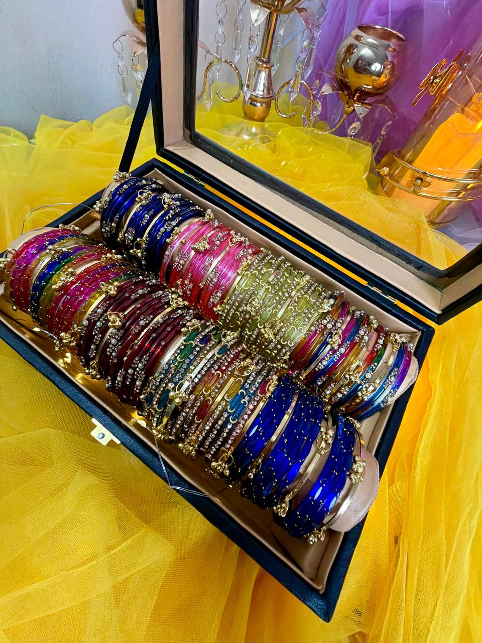Kashmiri Premium 8 Set Ghungroo Bangle Collection Box – 96 Pcs Original Kashmiri Bangles + 32 Pcs Golden Ghungroo | Luxury Glass Display Gift Box