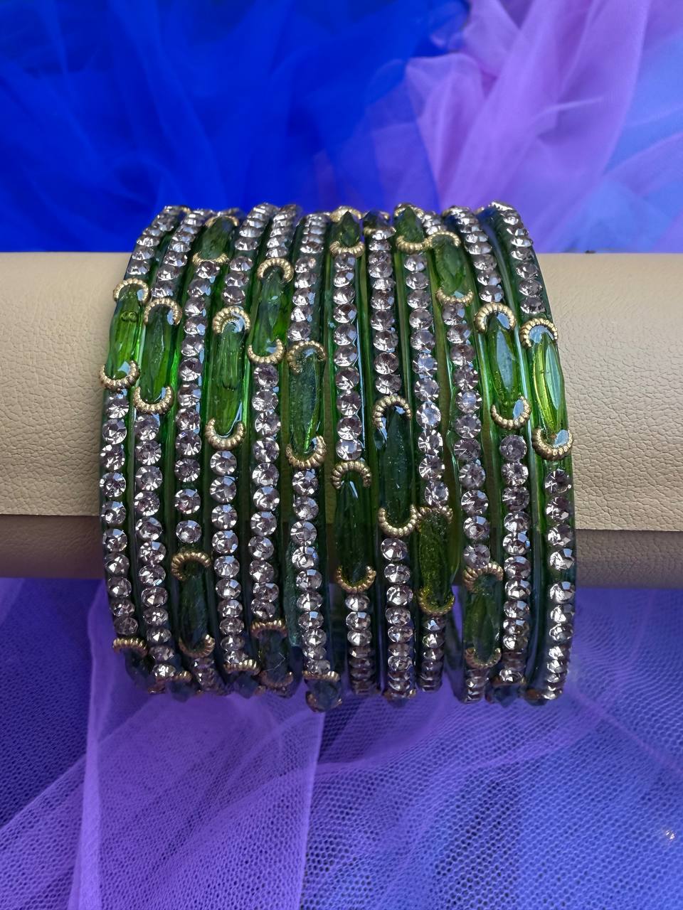 Kashmiri Dadima Emerald Green Crystal Glass Bangles